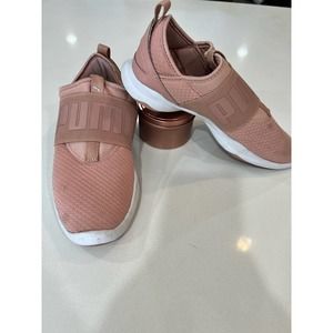 Puma slip on sneakers pink size 7